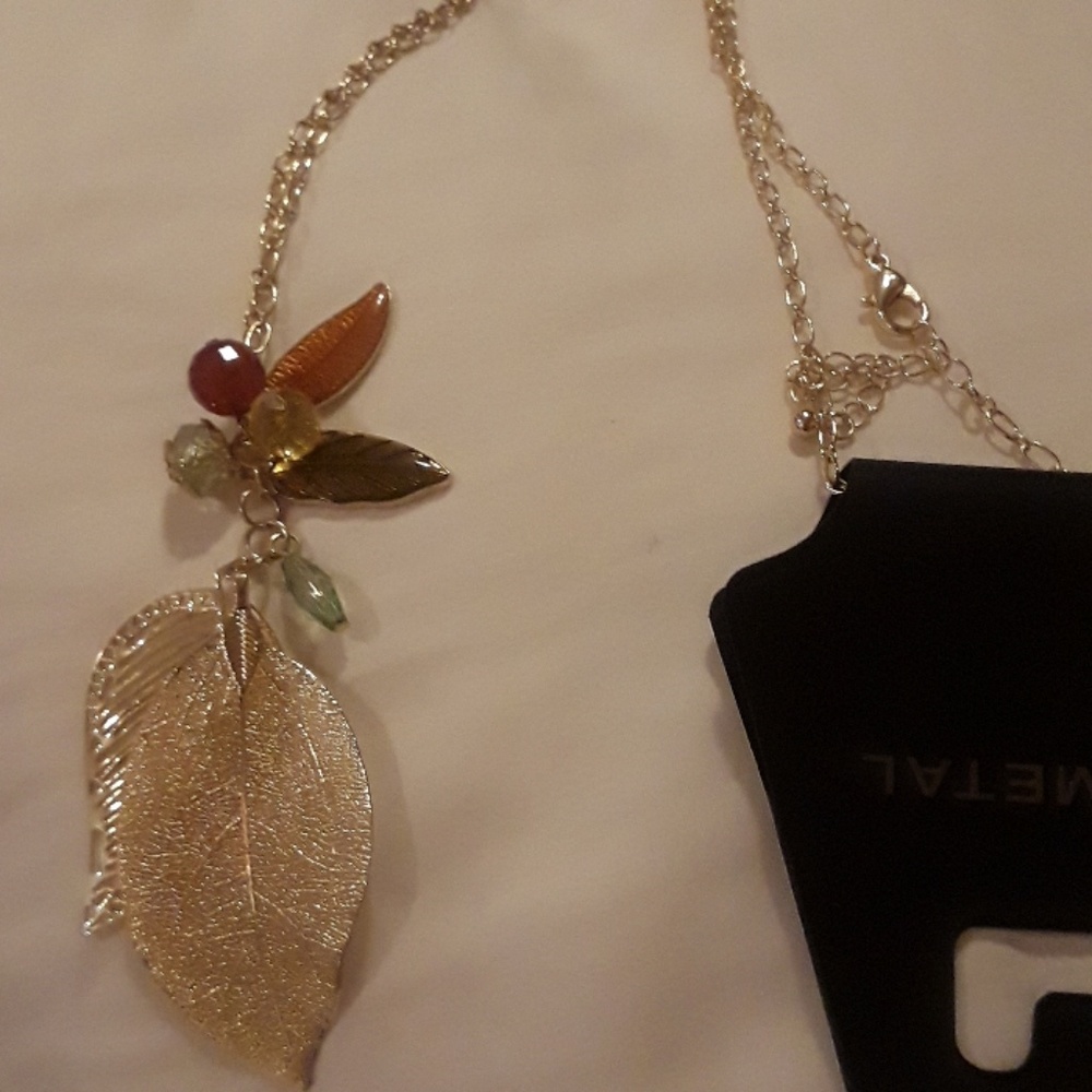 Jewelry set. New From Kohls - Picture 4 of 6